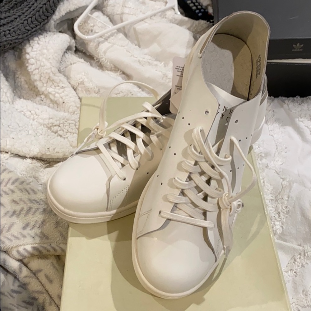 Men’s shoes
